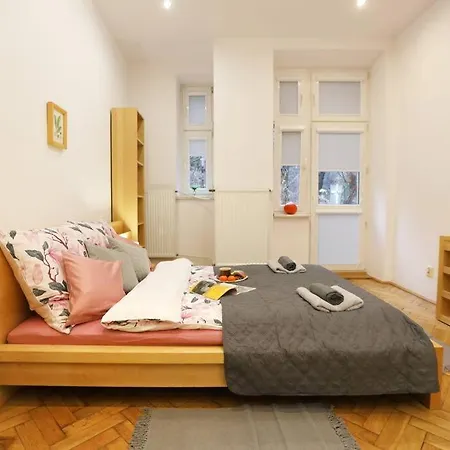 Batorego Cosy 2 Apartment